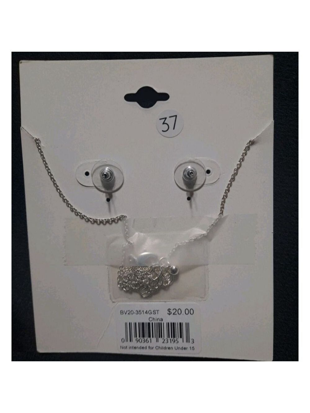 Green Silver Cubic Zirconia Necklace and Earring Set - Picture 5 of 5